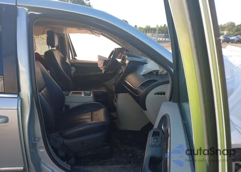 2012 Chrysler Town & Country Touring from USA, damaged, VIN 2C4RC1BG1CR188035